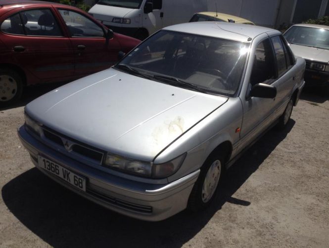 MITSUBISHI LANCER 1