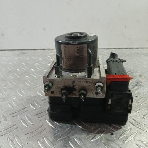 TOYOTA YARIS 2 PHASE 1