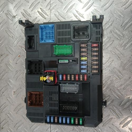 PEUGEOT 208 1 PHASE 2