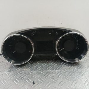 PEUGEOT 5008 1 PHASE 1