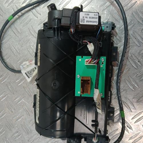 PEUGEOT 5008 1 PHASE 1