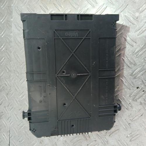 PEUGEOT 208 1 PHASE 2