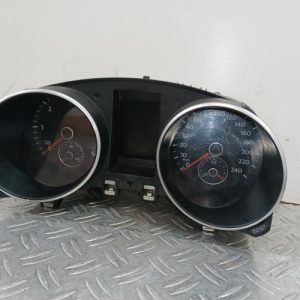 Volkswagen GOLF 1.6 16V TDI CR FAP