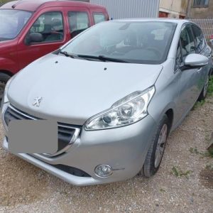 PEUGEOT 208 1
