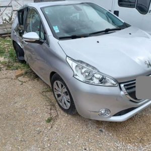 PEUGEOT 208 1