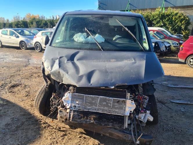 VOLKSWAGEN TRANSPORTER 6 PHASE 1