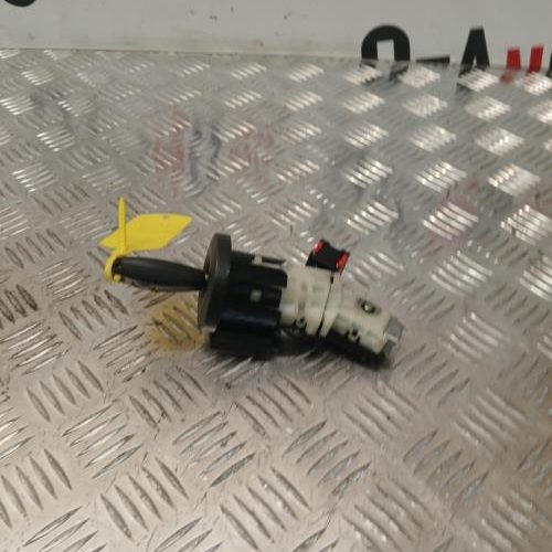 RENAULT TRAFIC 3 COURT PHASE 1