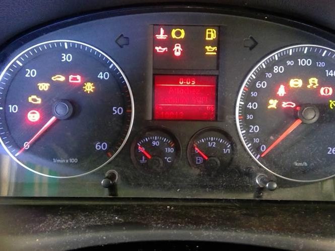 VOLKSWAGEN TOURAN 1 PHASE 1