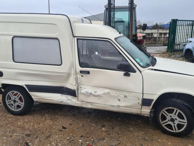 RENAULT EXPRESS PHASE 1