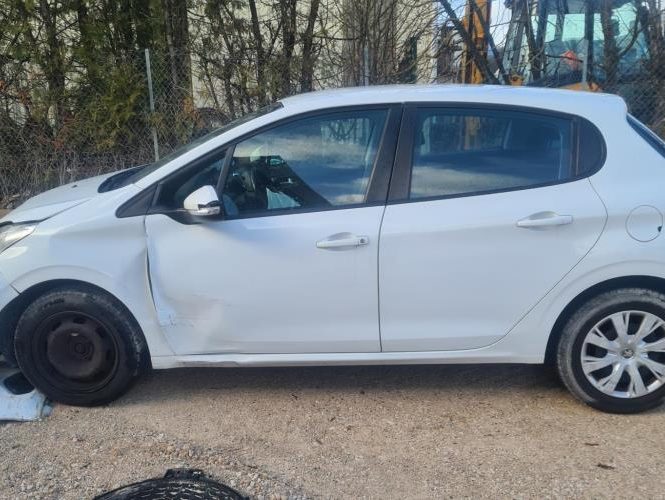 PEUGEOT 208 1 PHASE 2