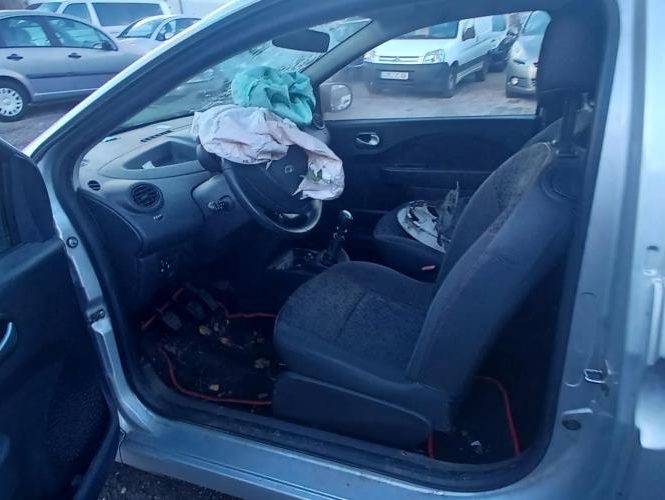 RENAULT TWINGO 2 PHASE 1