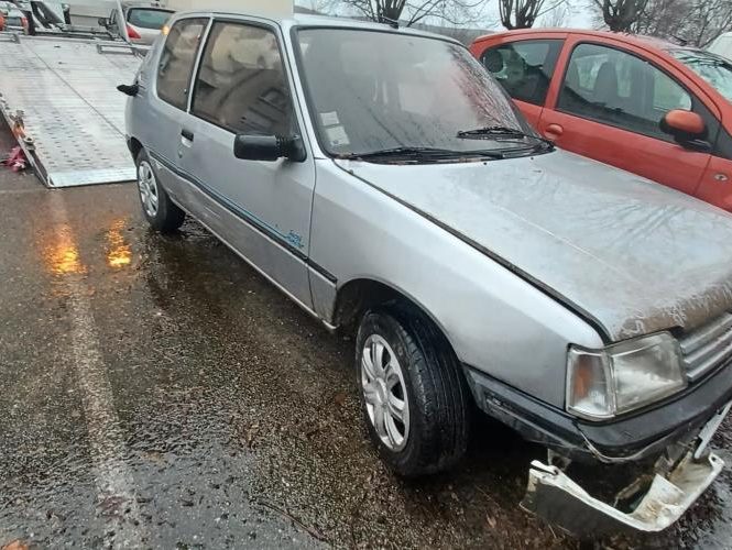 PEUGEOT 205 PHASE 2