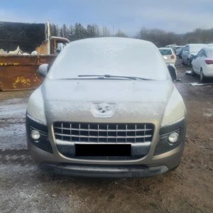 PEUGEOT 3008 1