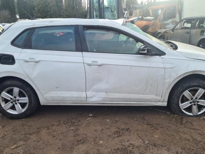 VOLKSWAGEN POLO 6 PHASE 1