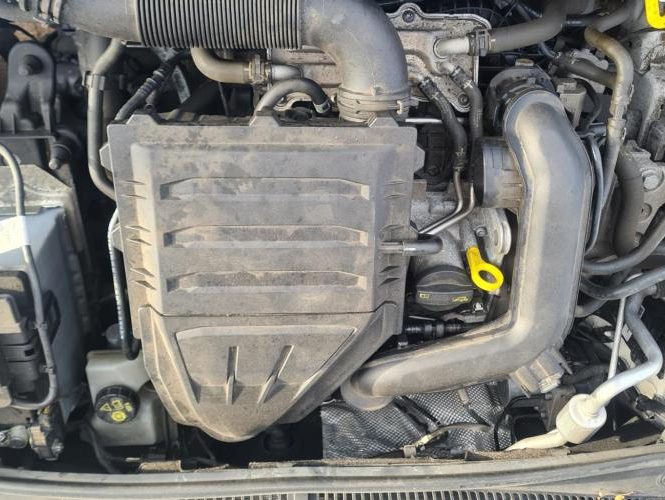 VOLKSWAGEN POLO 6 PHASE 1