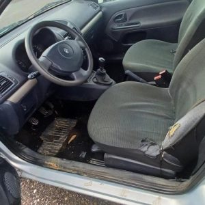 RENAULT CLIO 2
