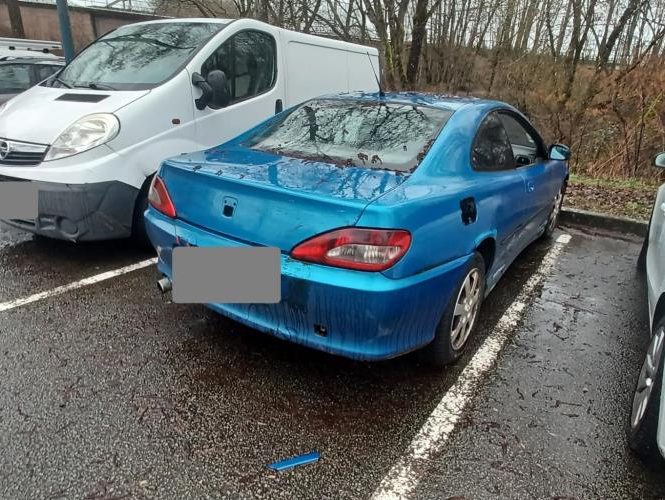 PEUGEOT 406 COUPE