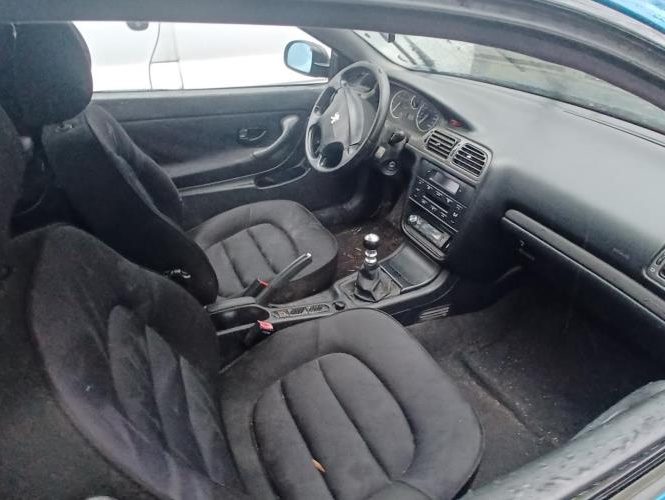 PEUGEOT 406 COUPE