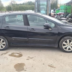 PEUGEOT 308 1
