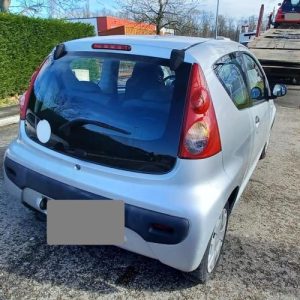 PEUGEOT 107