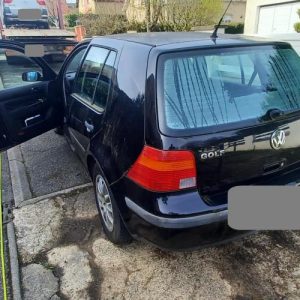 VOLKSWAGEN GOLF 4