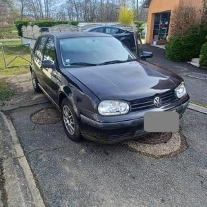 VOLKSWAGEN GOLF 4