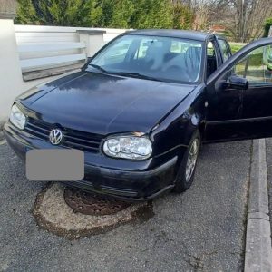 VOLKSWAGEN GOLF 4