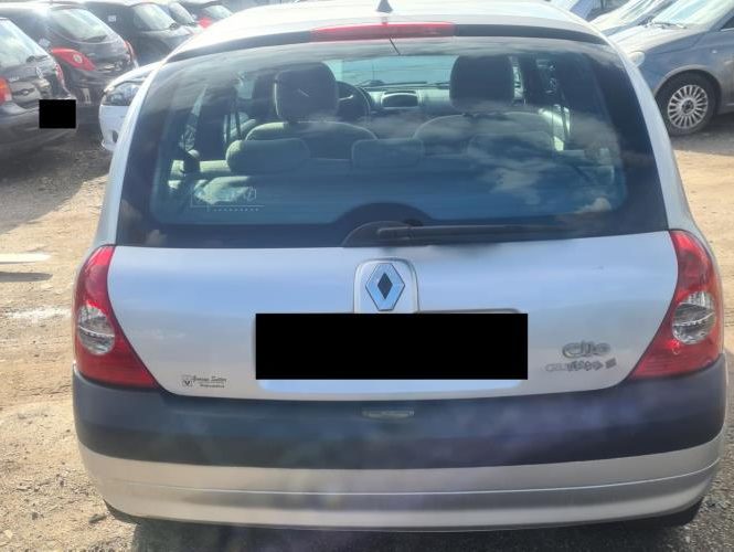 RENAULT CLIO 2