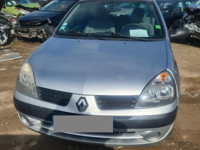 RENAULT CLIO 2