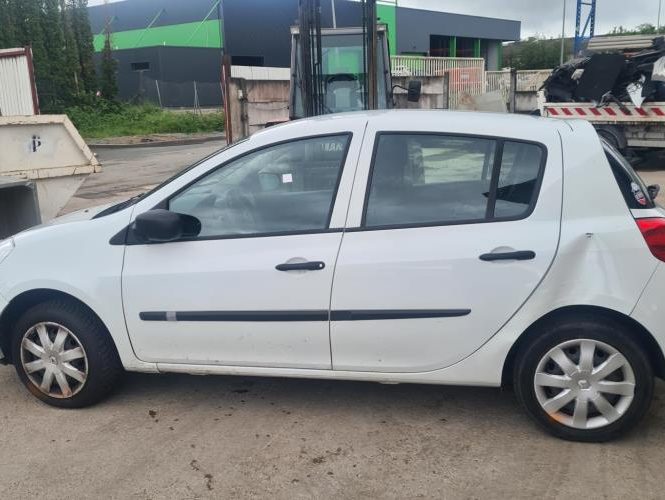 RENAULT CLIO 3 PHASE 2