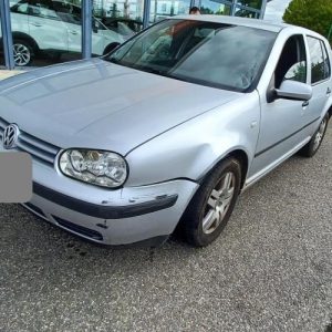 VOLKSWAGEN GOLF 4