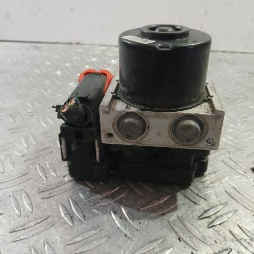 TOYOTA YARIS 2 PHASE 1