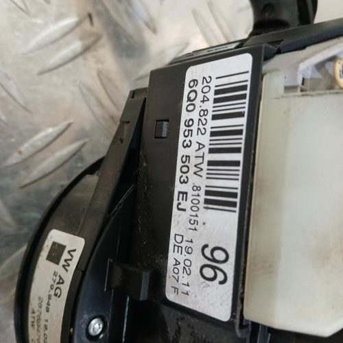 VOLKSWAGEN POLO 5 PHASE 1