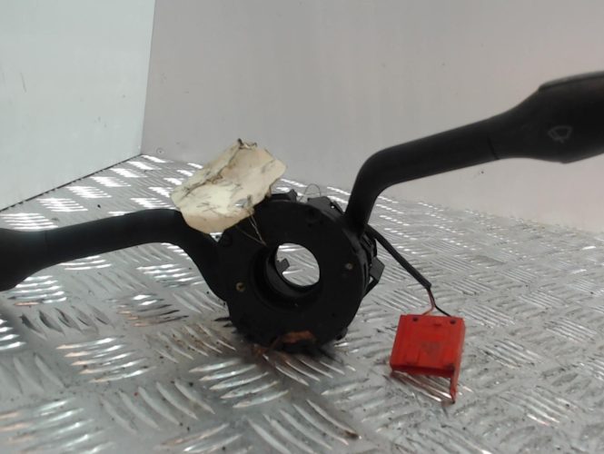 VOLKSWAGEN POLO 3 PHASE 1