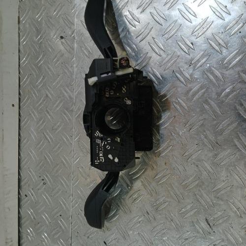 VOLKSWAGEN POLO 4 PHASE 1