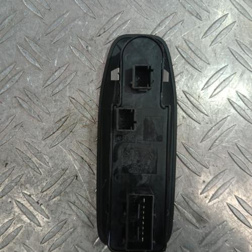 PEUGEOT 2008 1 PHASE 1