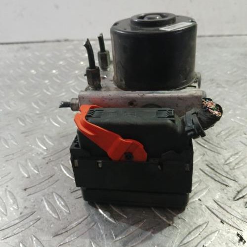 TOYOTA YARIS 2 PHASE 1