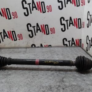 VOLKSWAGEN NEW BEETLE 1