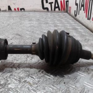 VOLKSWAGEN NEW BEETLE 1