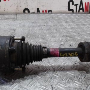 VOLKSWAGEN NEW BEETLE 1