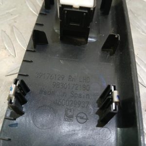 OPEL CORSA F PHASE 1