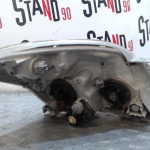 TOYOTA COROLLA VERSO 1