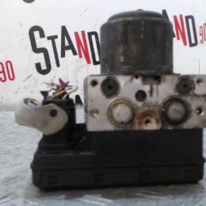 TOYOTA COROLLA VERSO 1