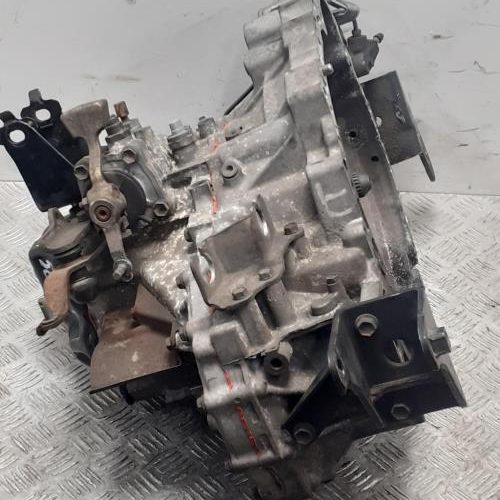 TOYOTA COROLLA VERSO 1