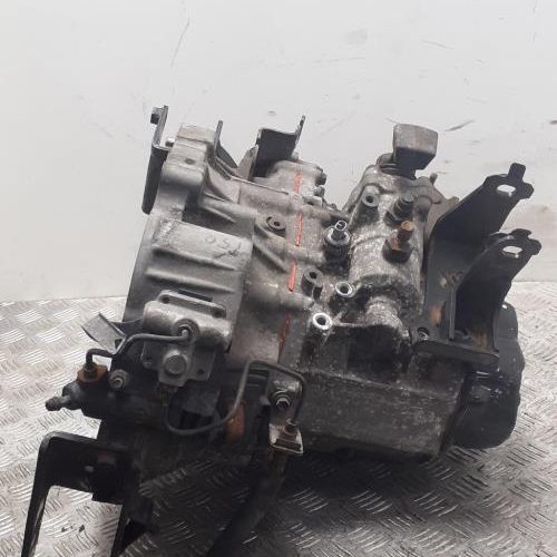 TOYOTA COROLLA VERSO 1