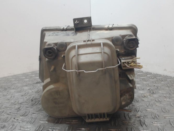 MERCEDES VITO FOURGON - BM 638