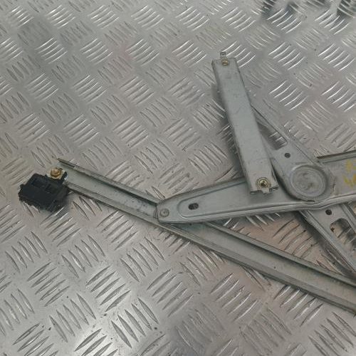 TOYOTA YARIS 1 PHASE 2