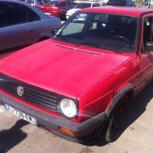 VOLKSWAGEN GOLF