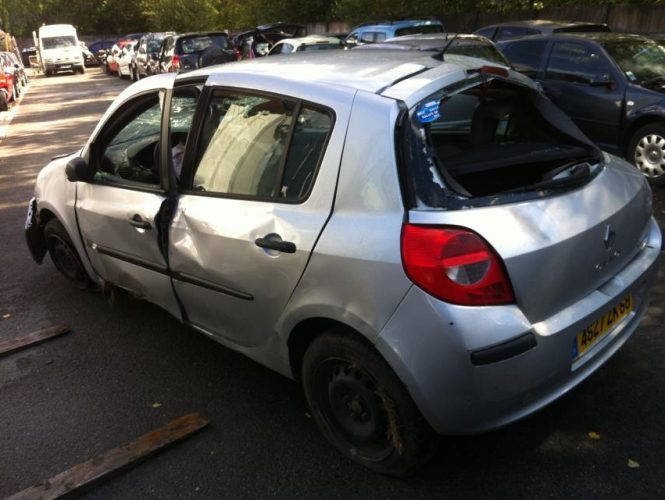 RENAULT CLIO 3 PHASE 1