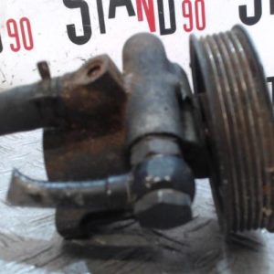 VOLKSWAGEN NEW BEETLE 1